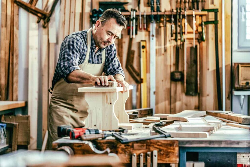 Quels tarifs horaires pratiquent les artisans auto entrepreneurs en zone rurale ou urbaine